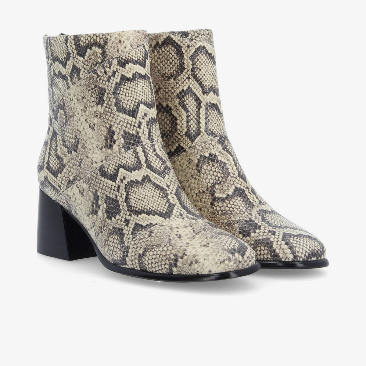 Skara Patch Boots - Beige